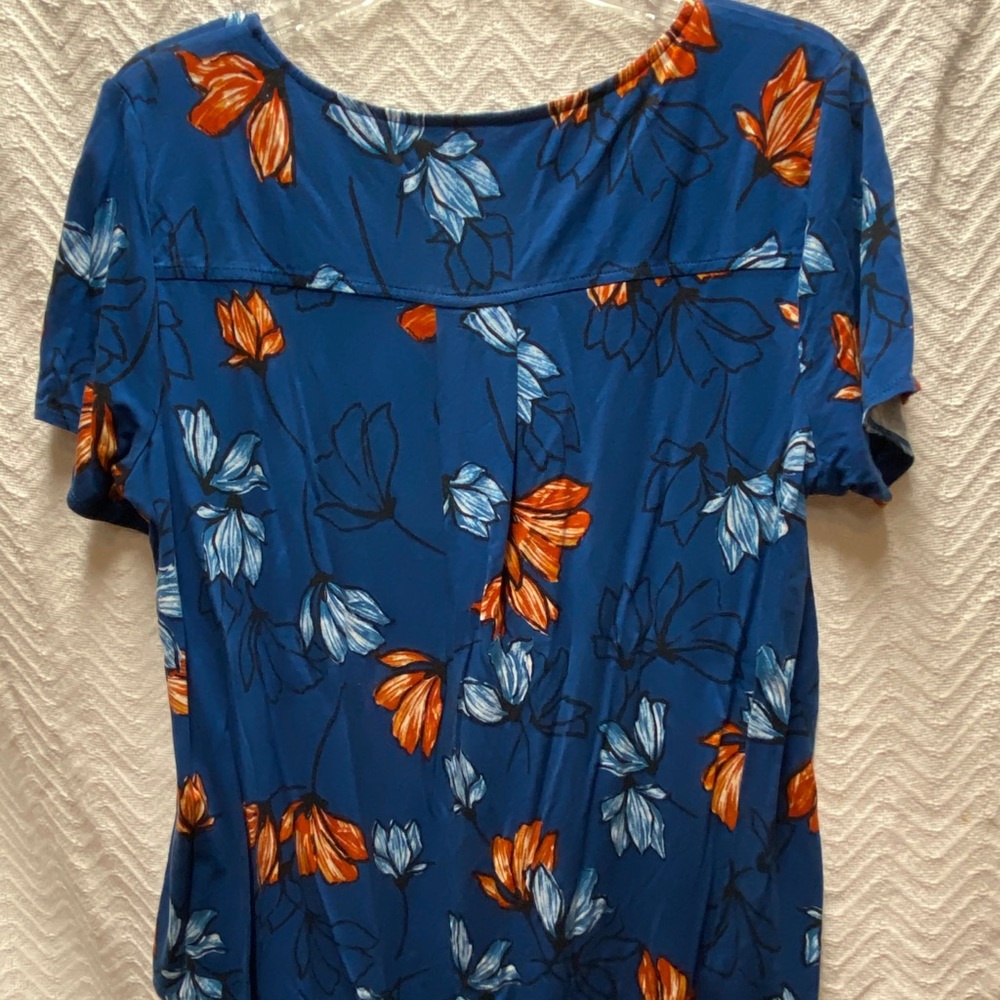 Alfani blue floral print top